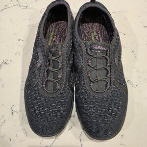Skechers Breathe Easy Slip-in Shoes, Size 9.5, EUC